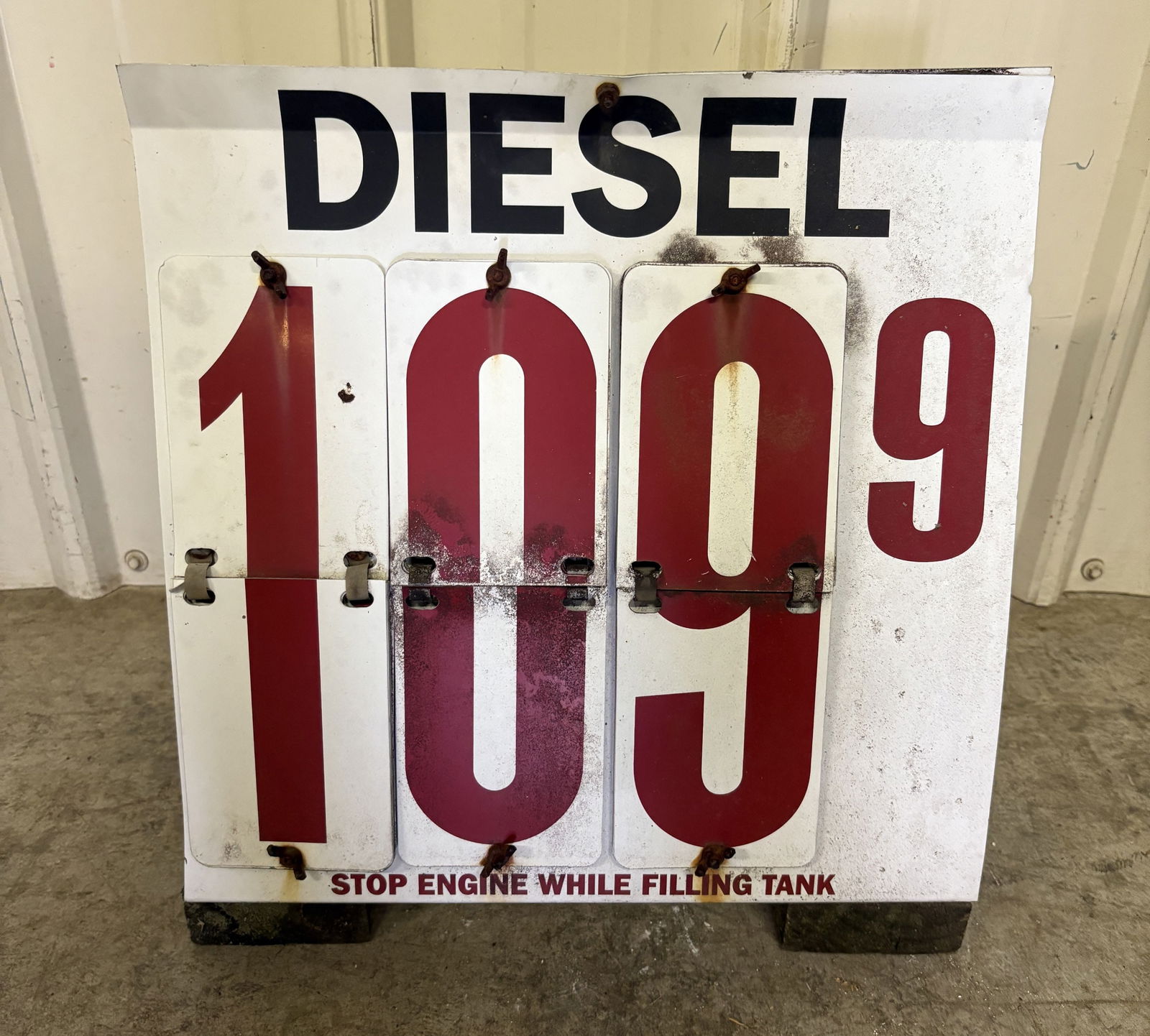 Vintage Fuel Station Diesel Price Display 10"X15"X15" (1 of 3)