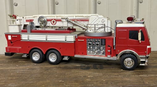Vintage Fire Truck Model Toy 6"X26"X9"