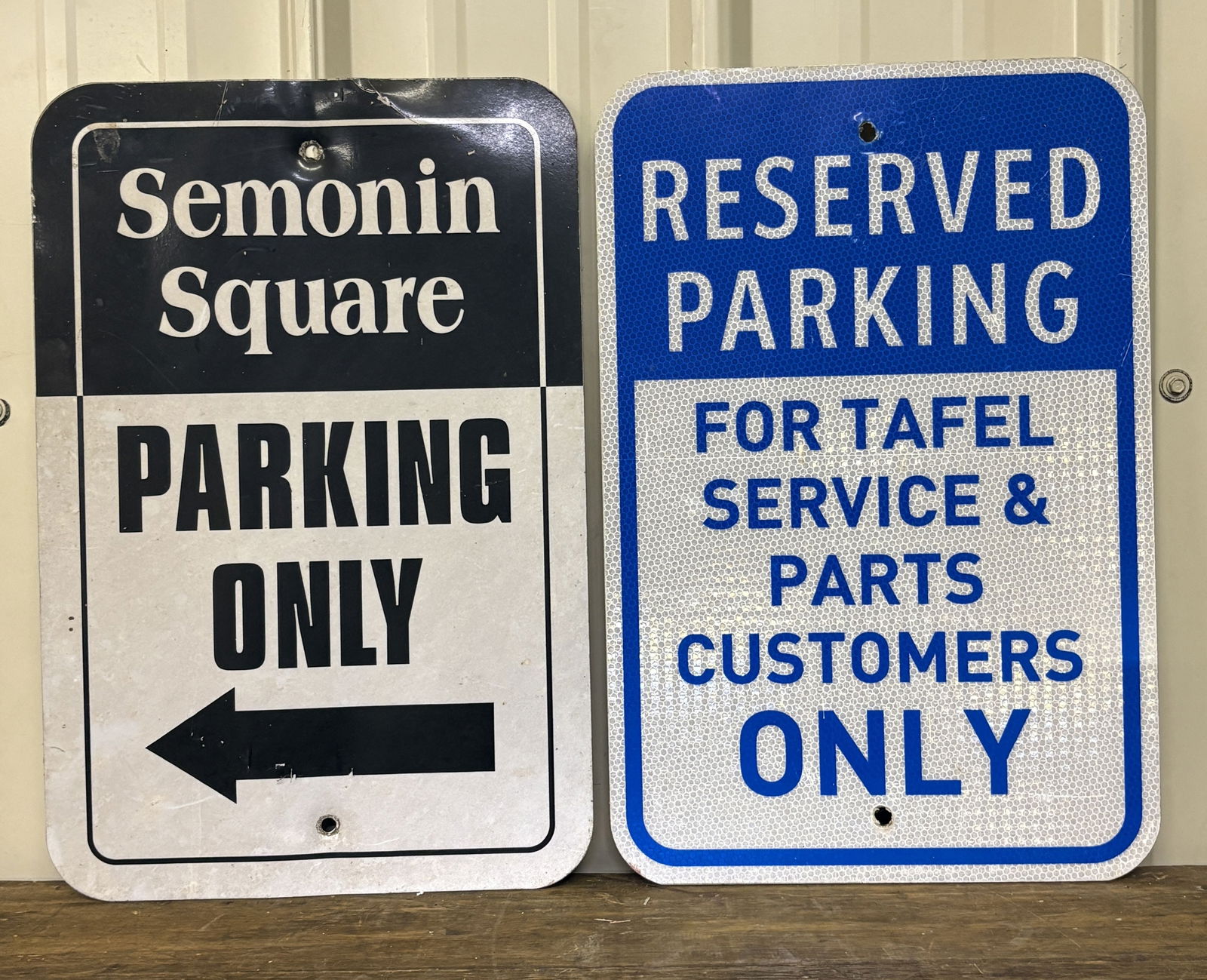 【最終金額】道路標識 ロードサイン 本物 TOW AWAY ZONE Tow Away Zone No Parking Sign