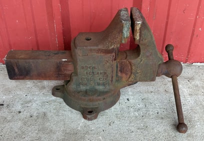Large Heavy Rock Island Vise, No 158 12"X21"X9"