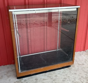 Vintage Display Case 18"X36"X40"