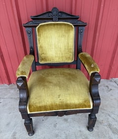Antique Ornate Eastlake Victorian-Style Armchair 26"X26"X40"