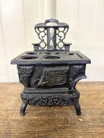 Crescent Salesman's Sample Cast Iron Stove 6"X6"X8"