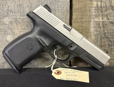 Smith-Wesson SW40VE .40SW Serial:PDJ0751 7"