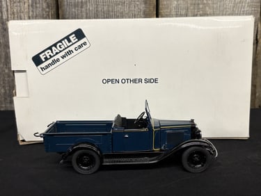 1931 Chevrolet Roadster Pick Up Truck Diecast 12"X7"X7"