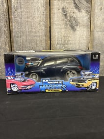 Muscle Machines 2000 PT Cruiser 1:18 Scale 13"X6"X7"