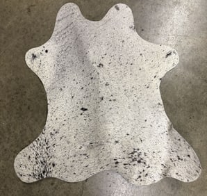 Small Cowhide Rug 28"X30"