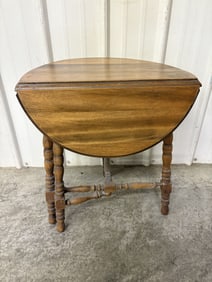 Antique Drop Leaf Gate Leg Side Table 20"X21"X20"
