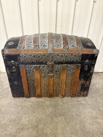 Antique Steamer Trunk 22"X37"X26"