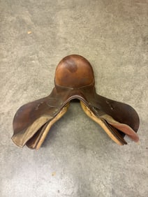 English Saddle 24"X34"