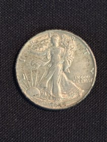 1945 Walking Liberty Half Dollar (90% Silver) 1.2"