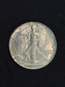 1946 Walking Liberty Half Dollar (90% Silver) 1.2"