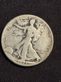 1921 Walking Liberty Half Dollar (90% Silver) 1.2"