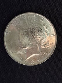 1923 Peace Dollar (90% Silver) 1.5"