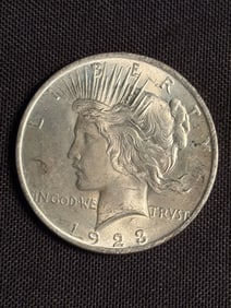 1923 Peace Dollar (90% Silver) 1.5"