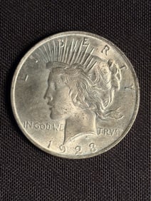 1923 Peace Dollar (90% Silver) 1.5"