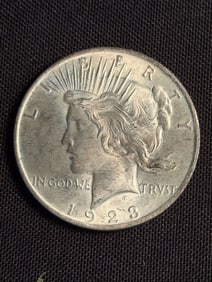 1923 Peace Dollar (90% Silver) 1.5"