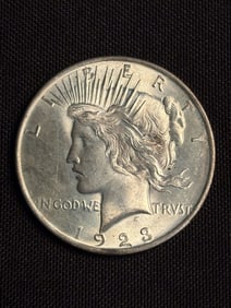 1923 Peace Dollar (90% Silver) 1.5"