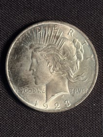 1923 Peace Dollar (90% Silver) 1.5"