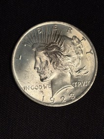 1923 Peace Dollar (90% Silver) 1.5"