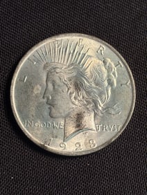 1923 Peace Dollar (90% Silver) 1.5"