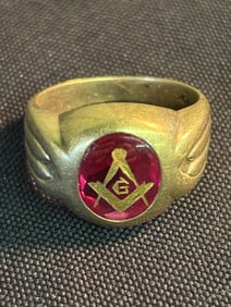 10KT Gold Vintage Masonic Ring (Size 9.5) (App. 1")