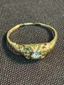 14K-18K Yellow Gold Precious Stone Elegant Ring (Size 7) (App. 1")