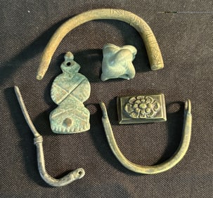 Early Roman Artifacts (App. 4")