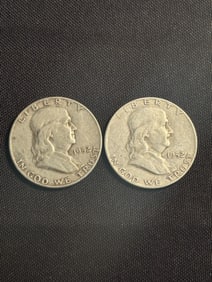 (2) 1952 Franklin Half Dollar Silver Coins (90% Silver) (App. 1.2")