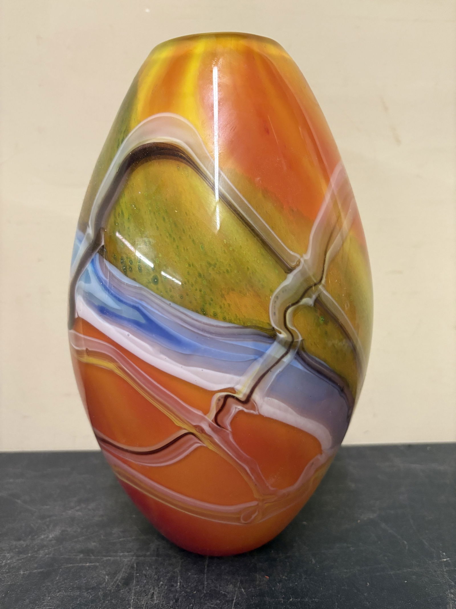 Dale Tiffany Hand Blown Glass Art Vase - 7"x12": Dale Tiffany Hand Blown Glass Art Vase - 7"x12"