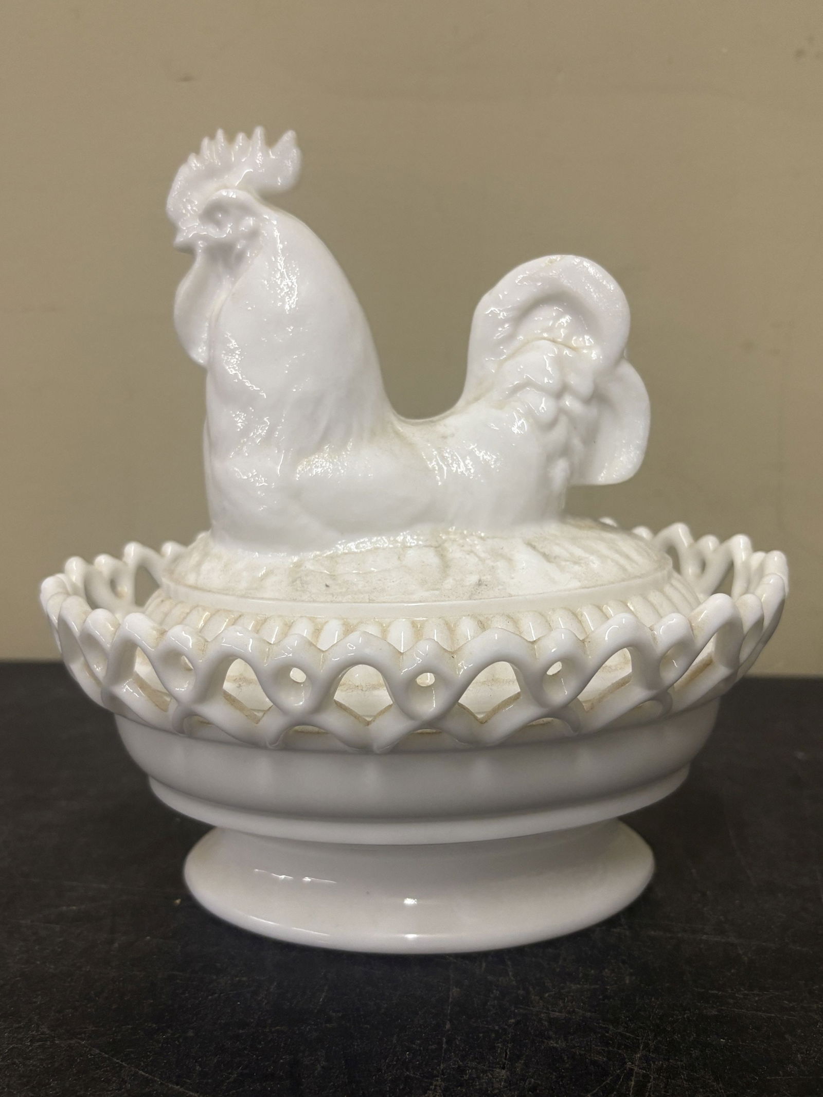 Vintage Imperial Milk Glass Rooster on a Nest Covered Dish - 7"X8": Vintage Imperial Milk Glass Rooster on a Nest Covered Dish - 7"X8"
