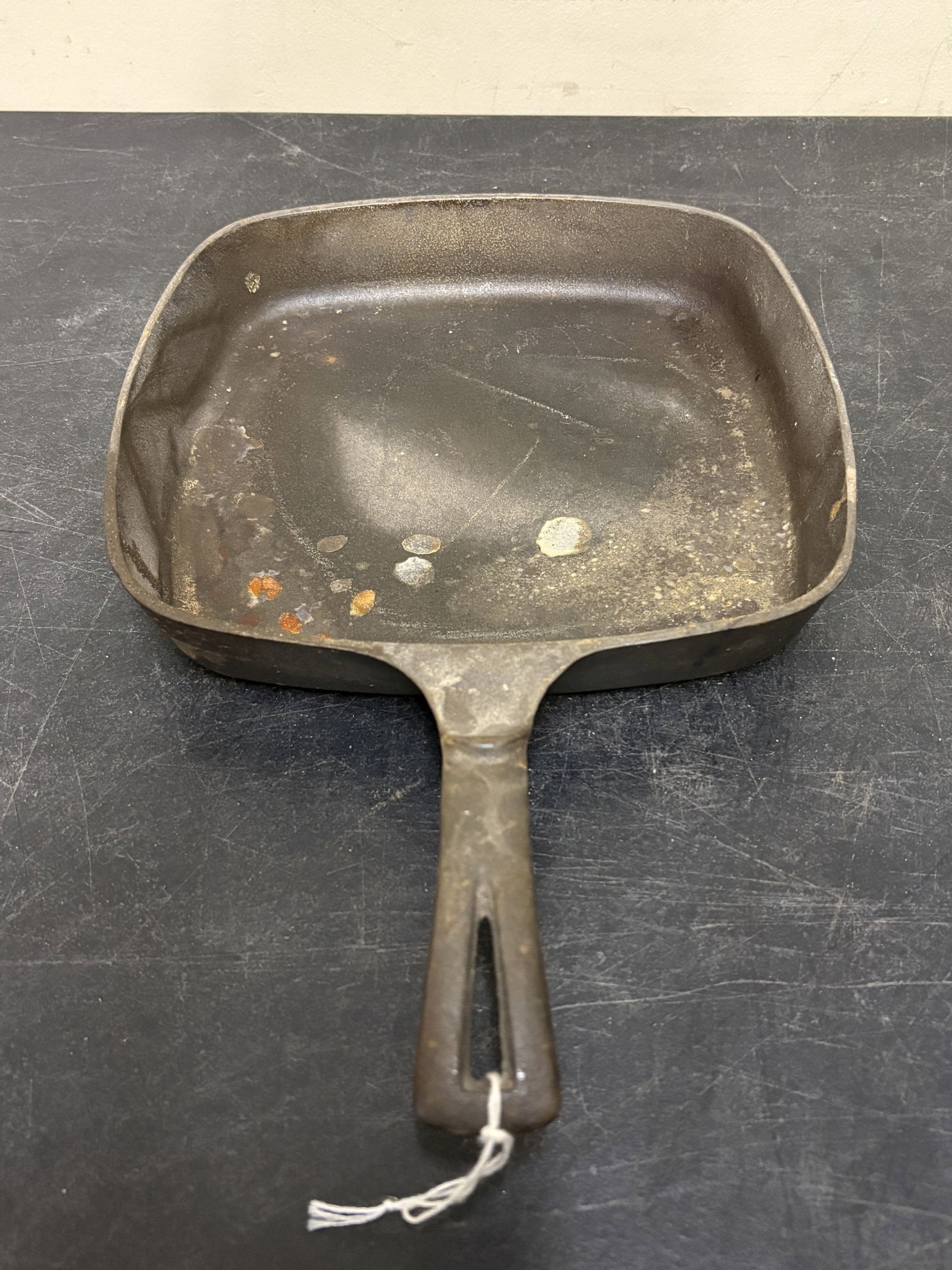 Wagner Ware Square Skillet 1218 - No Lid - 9"x14": Wagner Ware Square Skillet 1218 - No Lid - 9"x14"