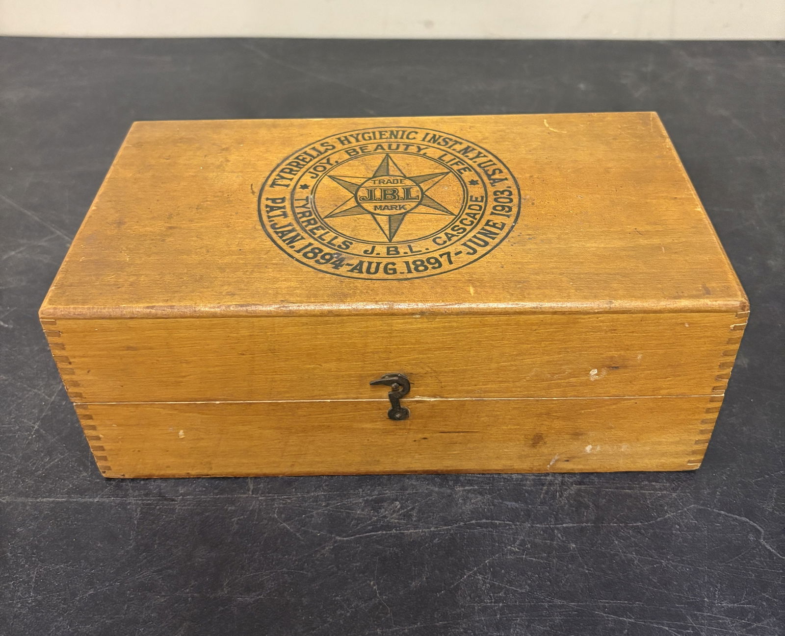 Vintage Wooden Box for the J.B.L. Cascade, a "Quack" Medical Device from the early 1900s - 10"x4": Vintage Wooden Box for the J.B.L. Cascade, a "Quack" Medical Device from the early 1900s - 10"x4"