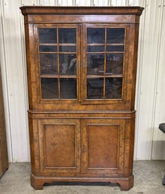 Georgian-Style Burr Walnut Corner Display Cabinet 30"X49"X80"