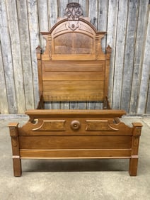 Antique Eastlake Victorian Full Size Bed - Walnut/Burl 61"X77"X92"