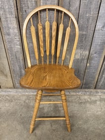 Oak Swivel Bar Stool 18"X20"X45"
