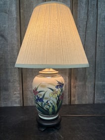 Vintage Ceramic Or Porcelain Ginger Jar Table Lamp 14"X25"