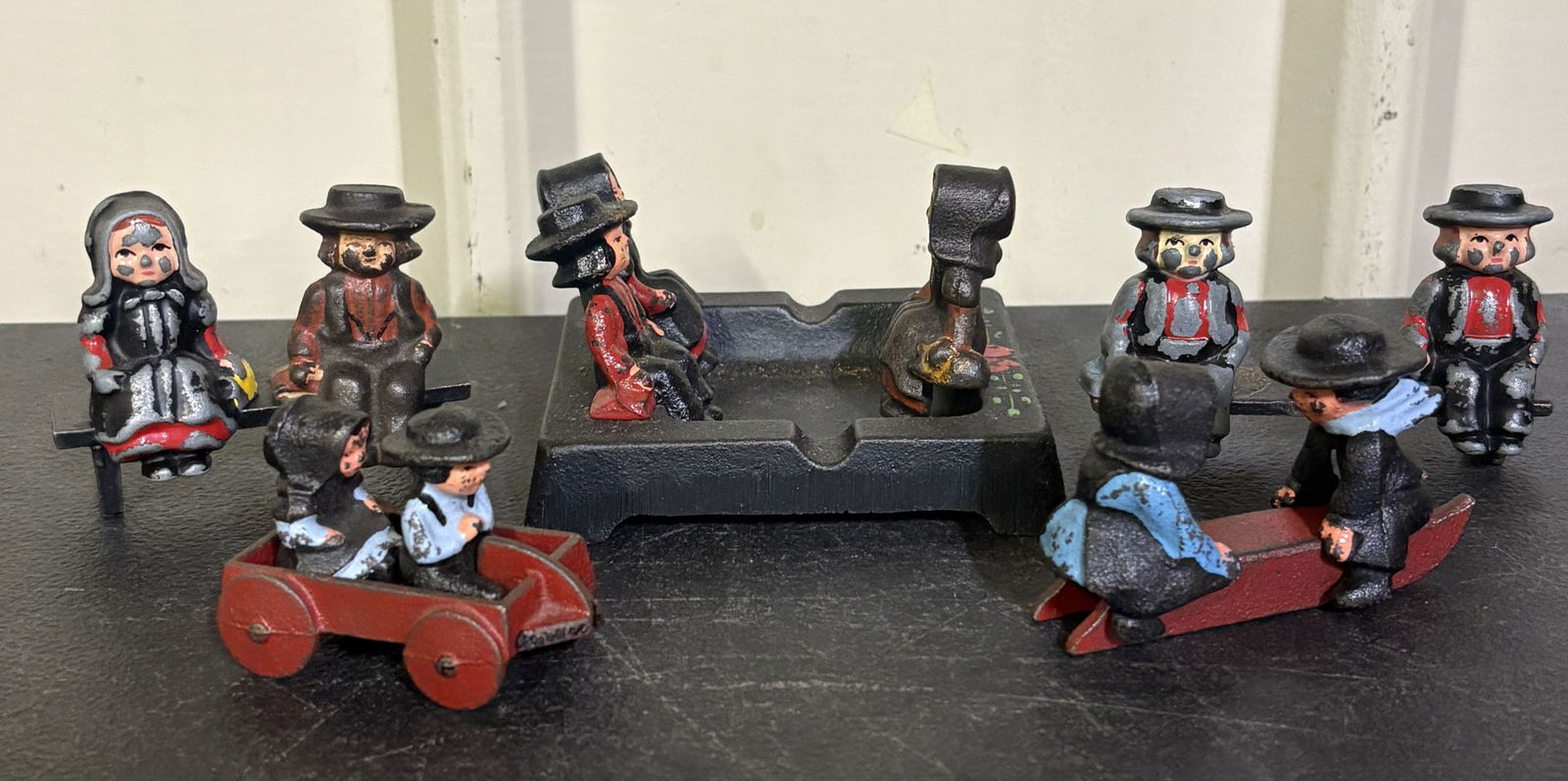 Vintage Wilton Cast Iron Amish Family Figurines 2"-3": Vintage Wilton Cast Iron Amish Family Figurines 2"-3"