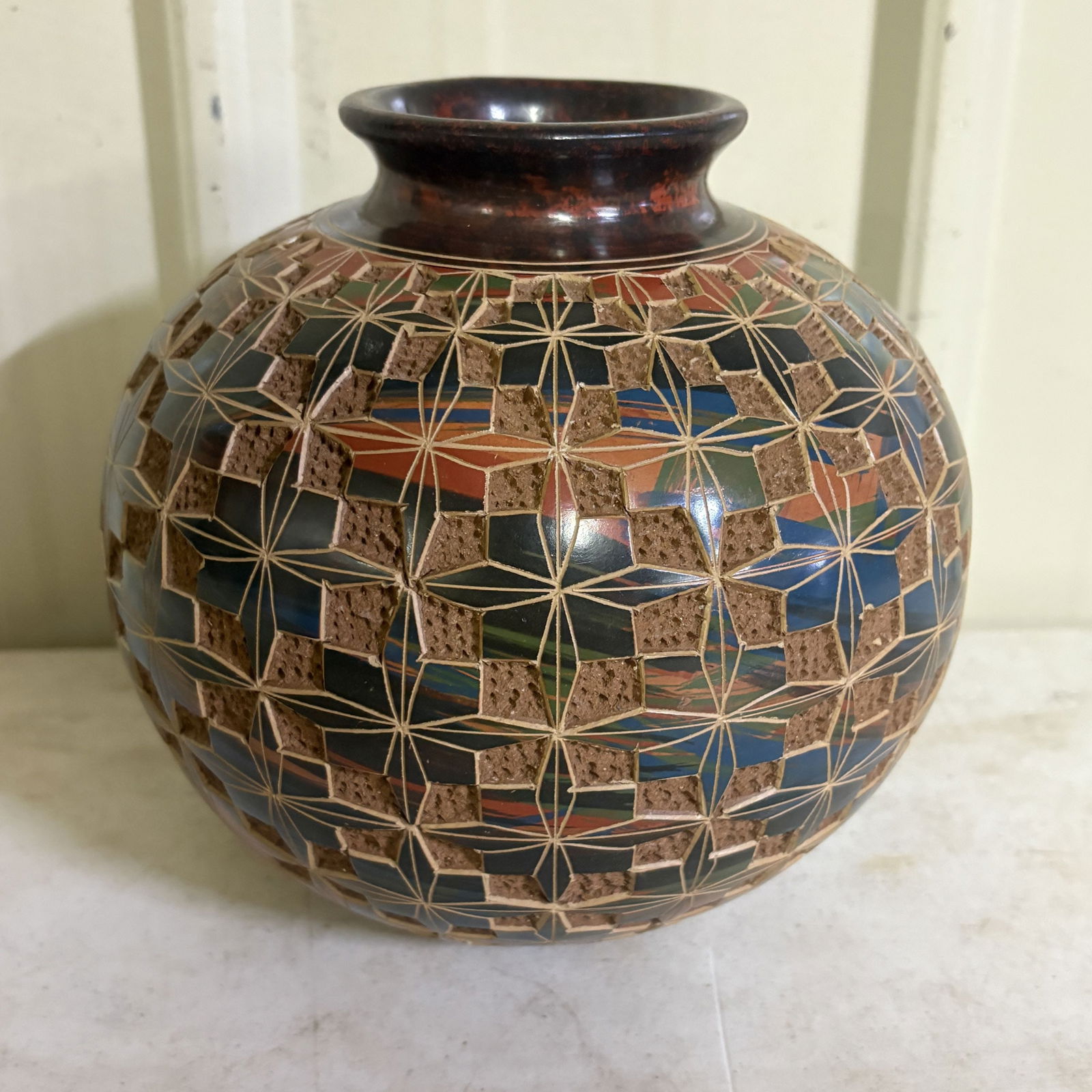 Hand-Carved Nicaraguan Art Pottery Vase 7"X9": Hand-Carved Nicaraguan Art Pottery Vase 7"X9"