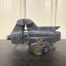 Vintage Craftsman Swivel Bench Vase 10"X6"