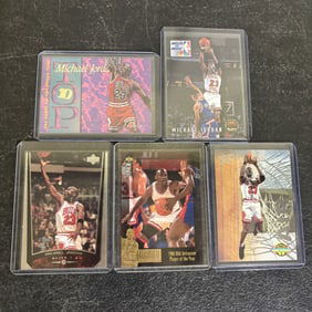 Lot Of 5 Michael Jordan Cards 3"