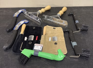 Lot Of Assorted Equestrian Items 17"