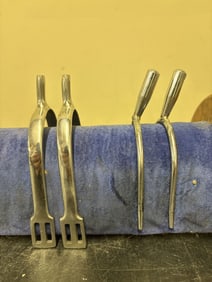 2 Pairs Of English Slip-On Spurs 6"