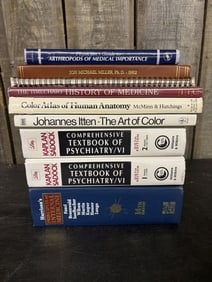 Lot Of Assorted Medical And Art Textbooks 11"