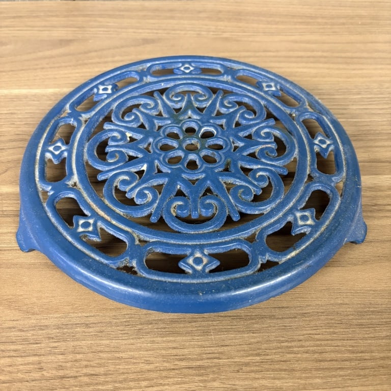 Vintage Blue Cast Iron Trivet 9" (1 of 4)