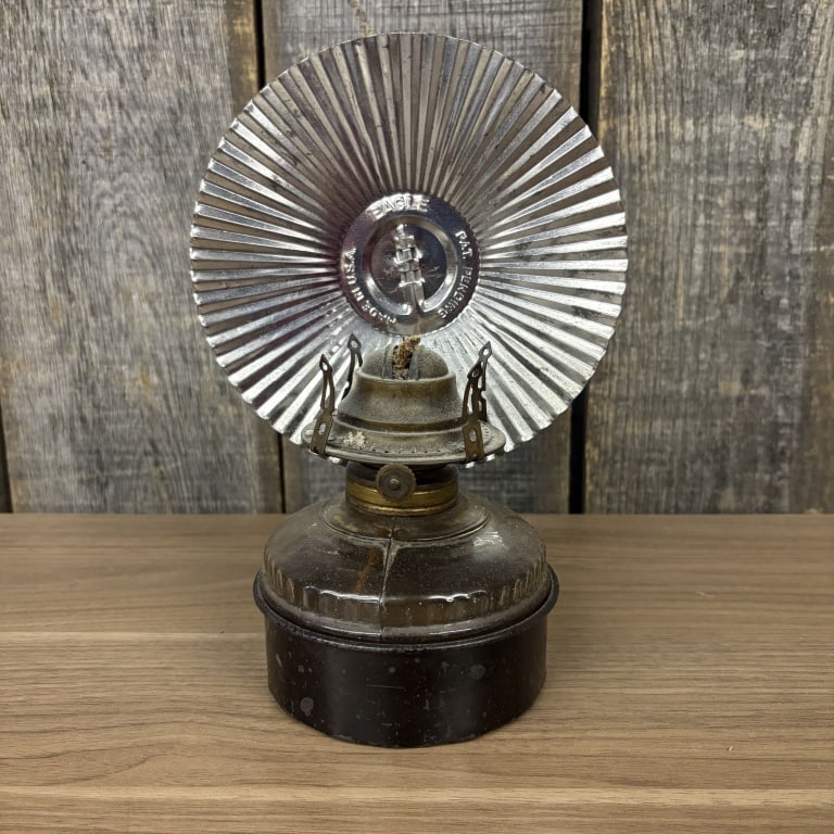 Eagle Oil Lamp With A Ribbed Tin Reflector 7"X10" (1 of 5)
