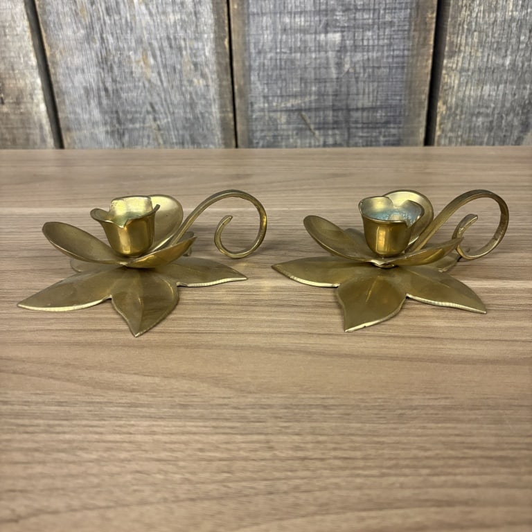Vintage Brass Lotus Flower Candle Holders 5"X2" (1 of 5)