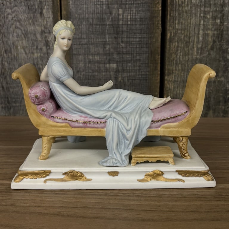 Vintage Porcelain Figurine Of Madame Recamier 4"X9"X7" (1 of 4)