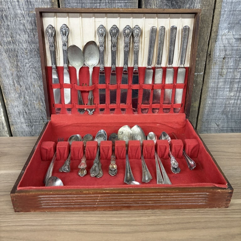 Collection Of Silver Plated And Stainless Flatware In Case 15"X11" (1 of 6)