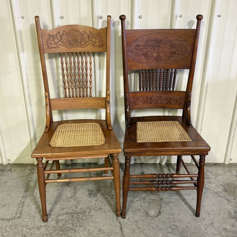 Pair Of Antique Oak Carved Spindle Back Dining Chairs With Rush Woven Seats 17"X21"X41 (1 of 8)